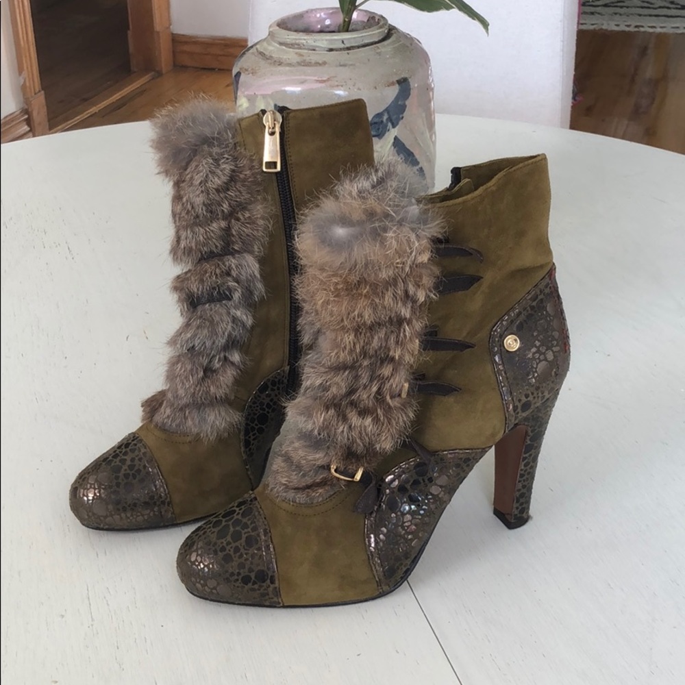 Rebeca Sanver boots